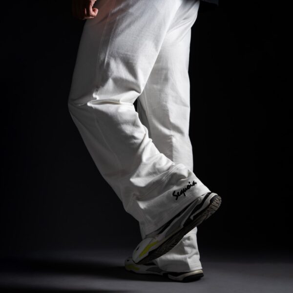 Embro luxe joggers white